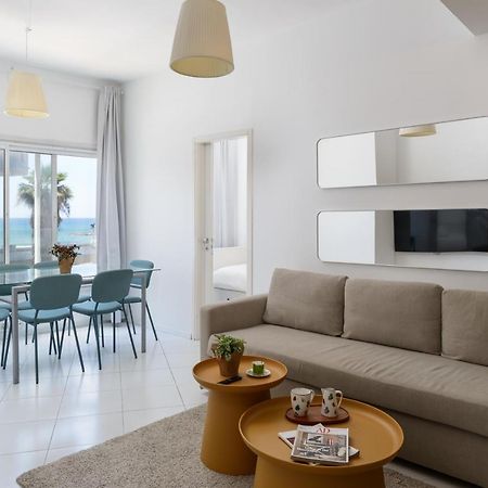 Sea View 2 Bedroom Apartment With Bomb Shelter Tel Aviv Dış mekan fotoğraf