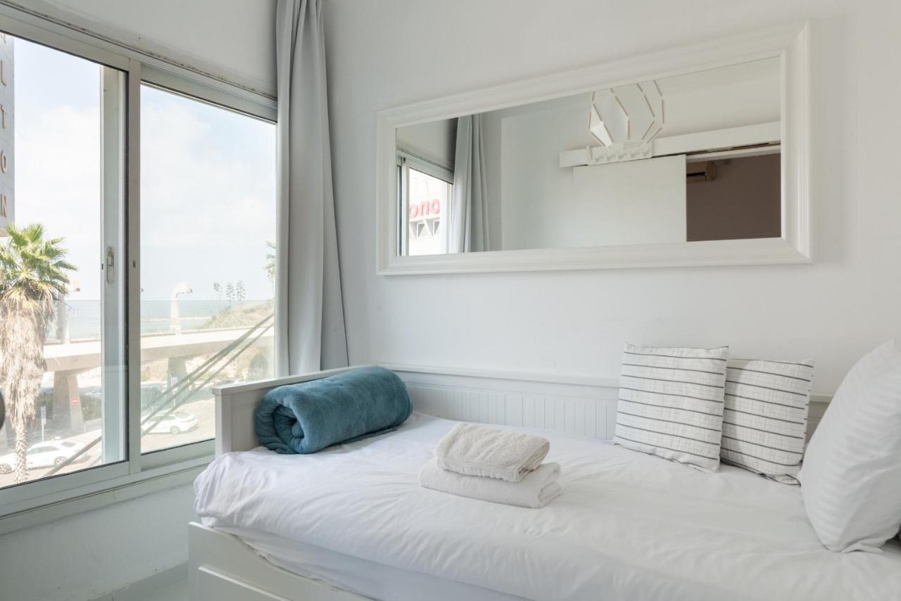 Sea View 2 Bedroom Apartment With Bomb Shelter Tel Aviv Dış mekan fotoğraf